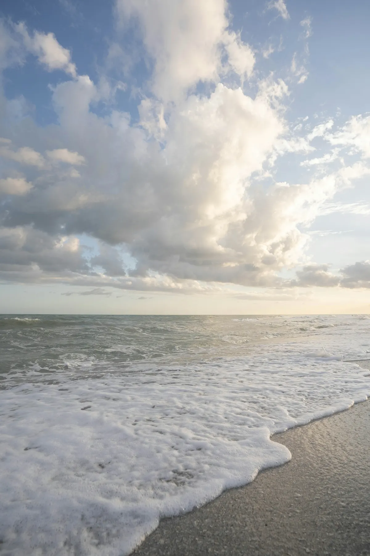 A beach landscape with waves and clouds to animate with Picture to Video AI